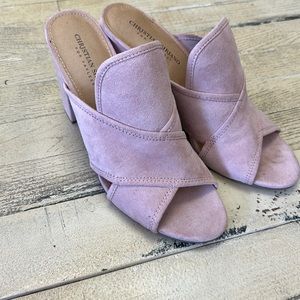 Pink mules